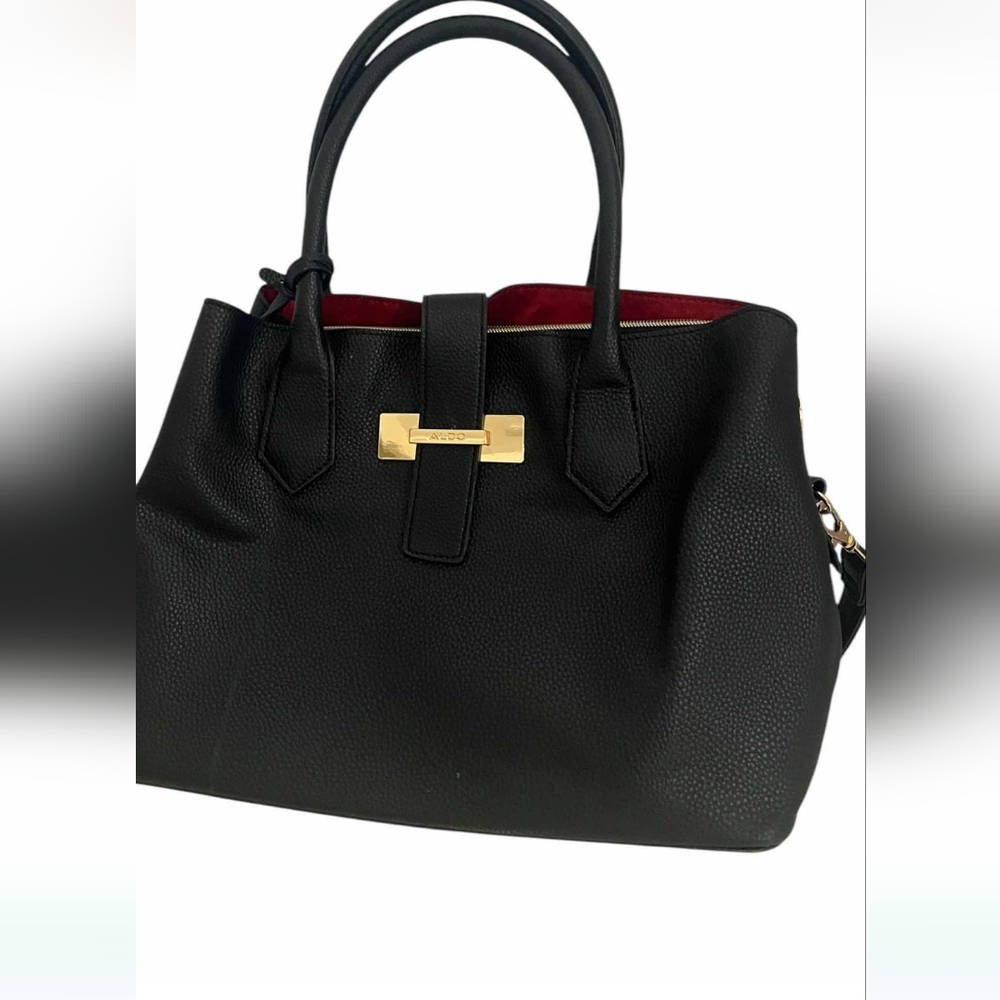 ALDO DESIGNER Like New PURSE, BLACK With Crossbody Strap And Carry Handles